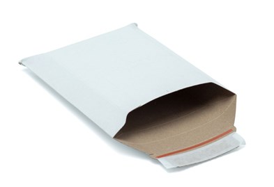 Koperta kartonowa B5 biała 175x250 mm z paskiem i zrywką do wysyłki książek i dokumentów